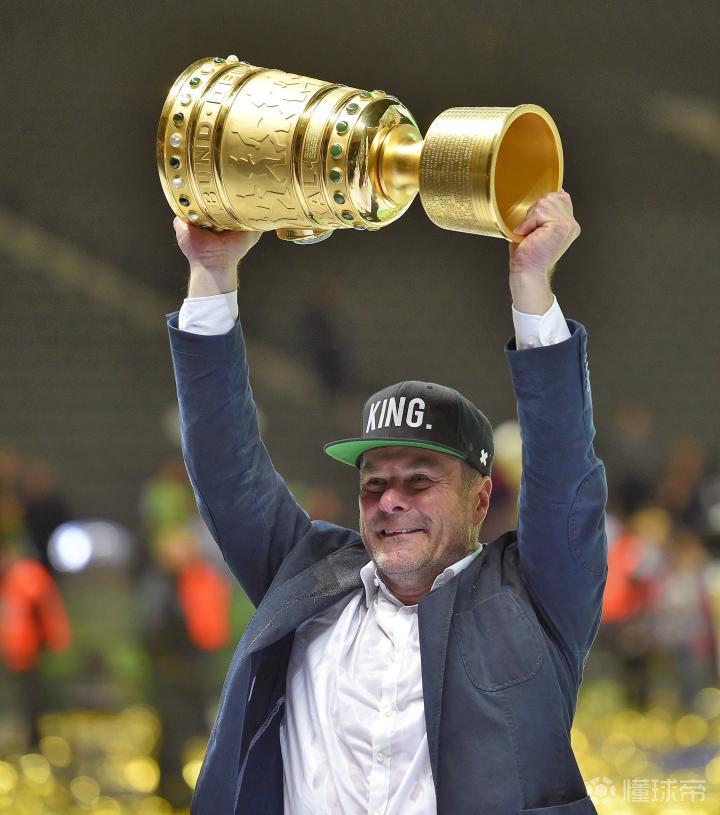 AYX-关于Rookie遭遇十二连败，拜仁教练面临压力！的信息